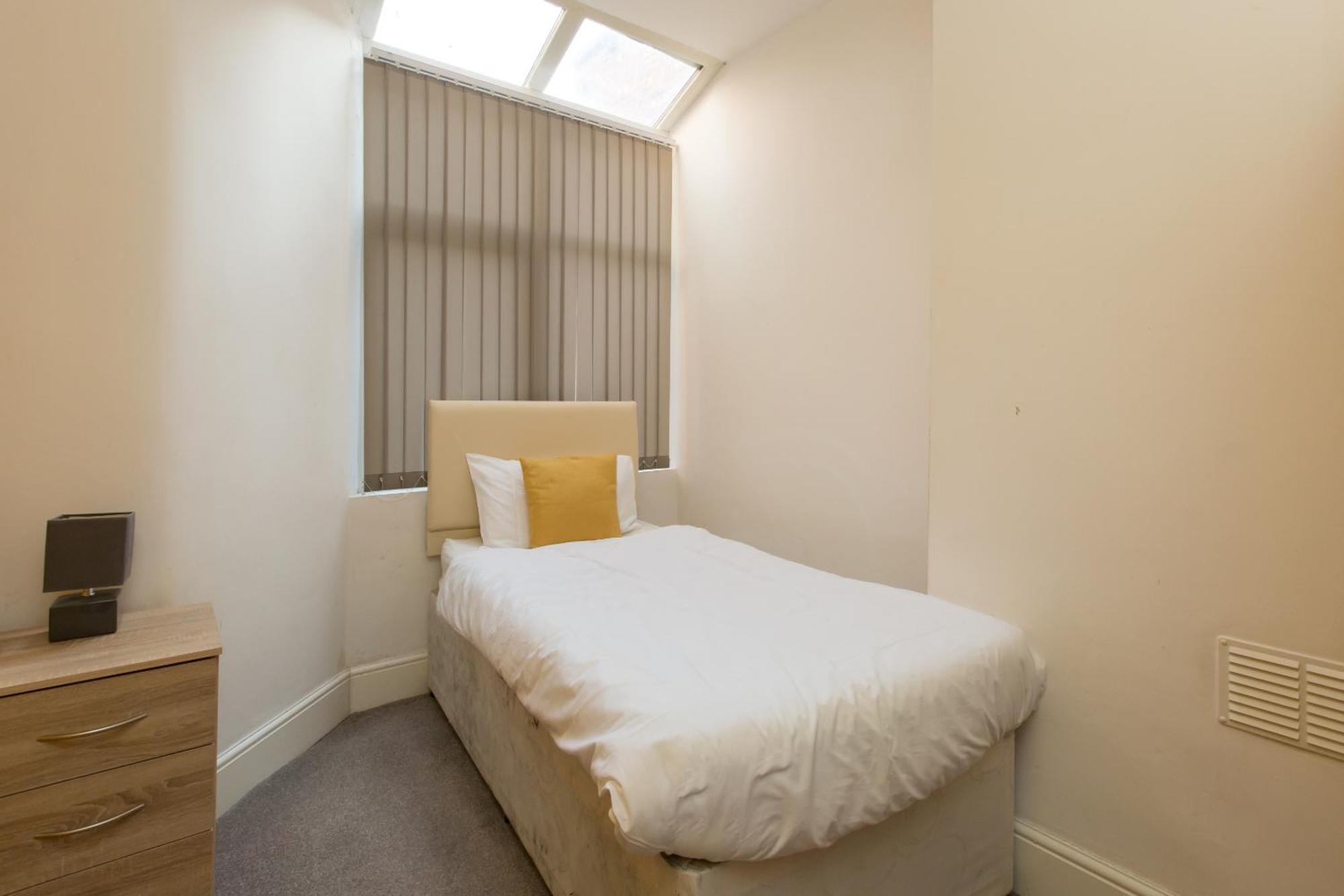 Townhouse @ Electricity Street Crewe Esterno foto